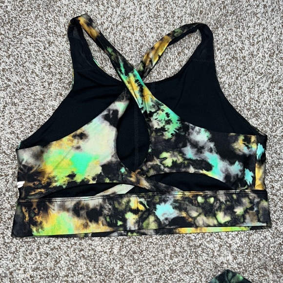 Fabletics - Picture 4 of 5